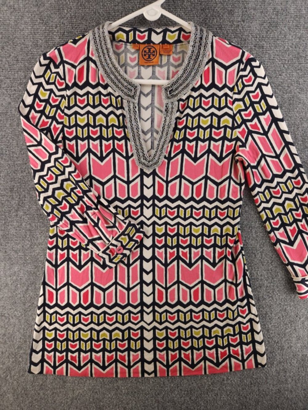 TORY BURCH Women All Silk Geometric Beaded Pullover V Neck Small Shirt Top